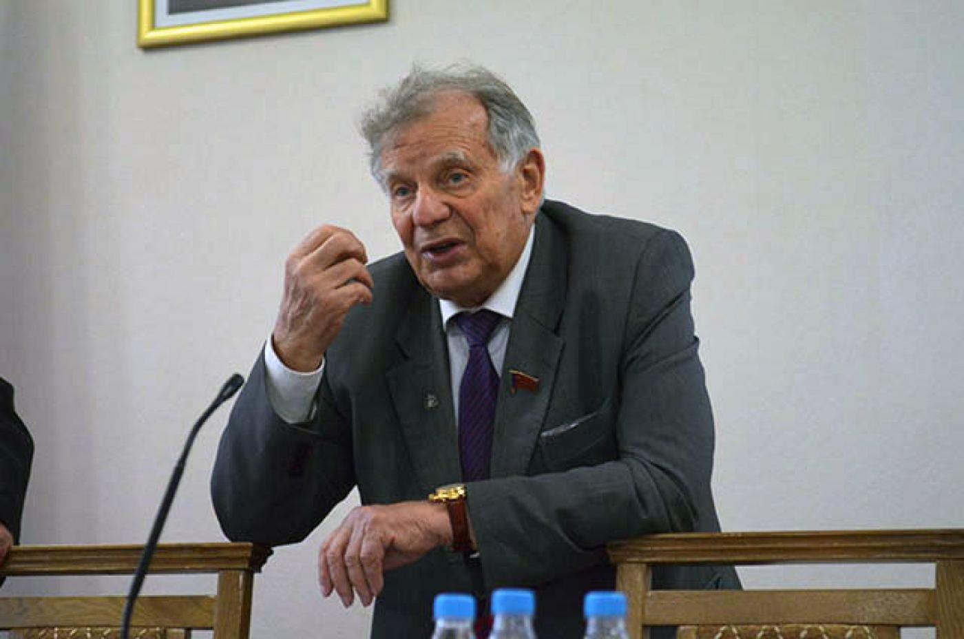 Умер Жорес Иванович Алферов